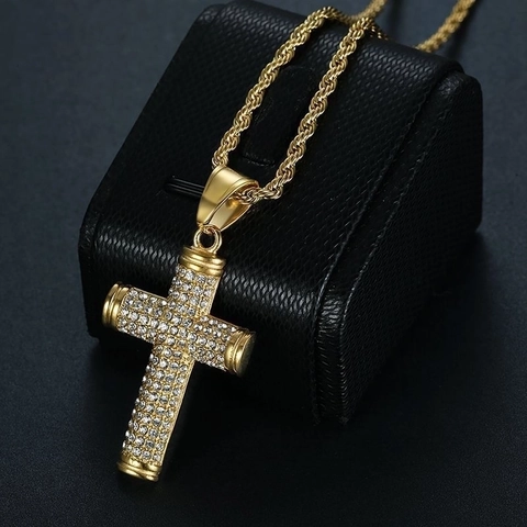Collana Con Pendente A Croce Hip Hop Acciaio Al Titanio Con Intarsio Di Strass Placcatura In Oro Sottovuoto Corda