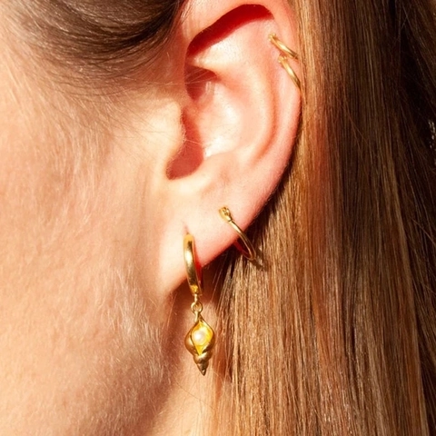 Orecchini a Cerchio Minimalisti in Rame Con Perla Artificiale a Conchiglia Con Perno in Argento 925 Geometrici a U da Donna