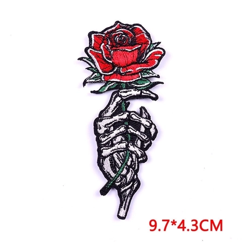 Punk Gothic Embroidery Patches Iron On Appliques For Clothing DIY Decoration Heart Skull Lips Motif