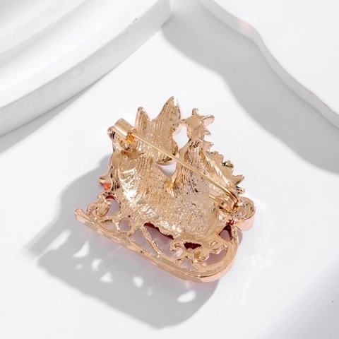 Sapin de Noël Traîneau Broche Femmes Hommes Alliage Strass Émail épingle Bijoux de Fête Cadeau Or Vert Rouge Broche Bijou