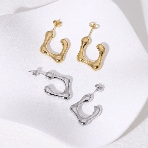 Unregelmäßige Ohrstecker Für Frauen Im Liquid Metal Lava Design Aus Edelstahl Mit 18K Vergoldung Minimalistischer Schmuck