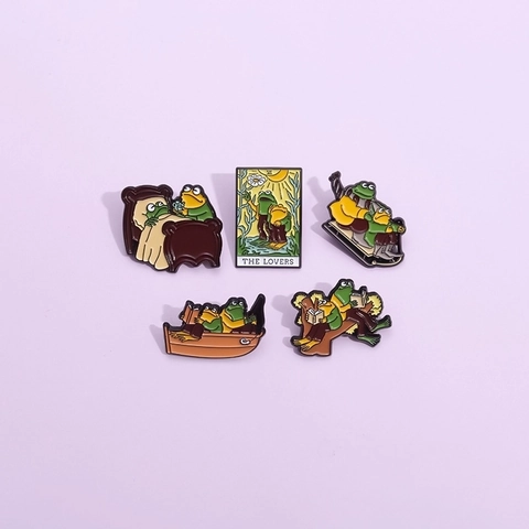 Épingle en Émail Grenouille Dessin Animé Broche en Alliage Badge Animal Créatif pour Sac à Dos Décoration de Vêtements Bijoux Tendance