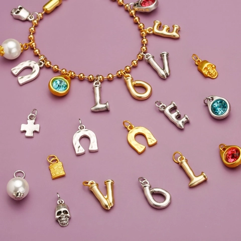 Lega Metallo DIY Gioielli Charms Pendenti Teschio Croce Lettera Ferro Di Cavallo Goccia D'acqua Strass Cuore Vintage