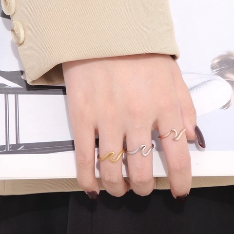 Minimalist Wave Shape Stainless Steel Ring Geometric High Polish Stacking Band Jewelry For Women Men Simple Elegant Non-Tarnish