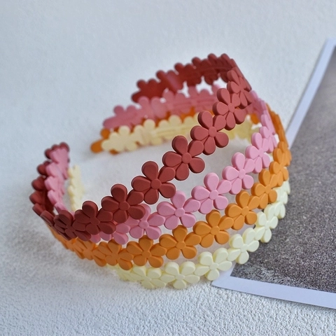 Diadema De Flores Acrílico Mate Floral Banda Para El Pelo Hueca Dientes Antideslizantes Accesorios Dulces Mujer Niña
