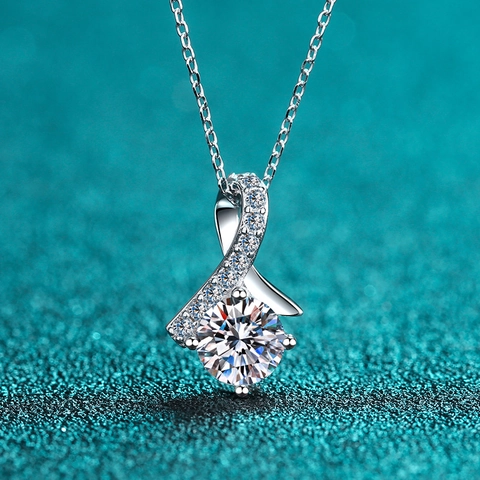925 Sterlingsilber Halskette Für Damen Elegant Moissanit Zirkonia Rundschliff Anhänger Twist Design Kette Schmuck Geschenk