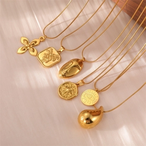 Mode Edelstahl Anhänger Halskette Gold Überzogene Wassertropfen Rose Menschliches Gesicht Schlangenkette Halskette Für Damen Schmuck Geschenk