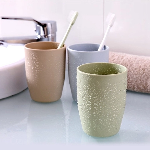 Minimalist Plastic Mouthwash Cup Solid Color Bathroom Toothbrush Tumbler Nordic Style Durable Lightweight Home Use