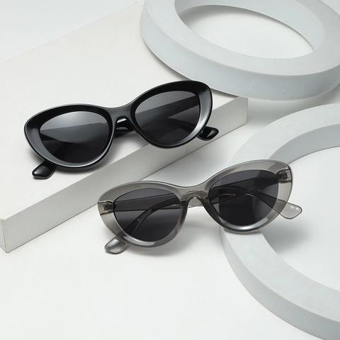 Mode Kattenoog Zonnebril UV Bescherming PC Lens Kunststof Frame Retro Vintage Trendy Brillen Voor Heren Dames Reizen