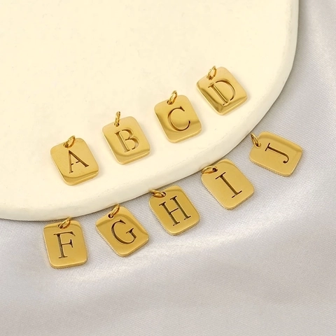 Pendenti Iniziali Alfabeto Acciaio Inossidabile 304 Placcato Oro 18K Lettere Cave Rettangolari Per Creazione Gioielli