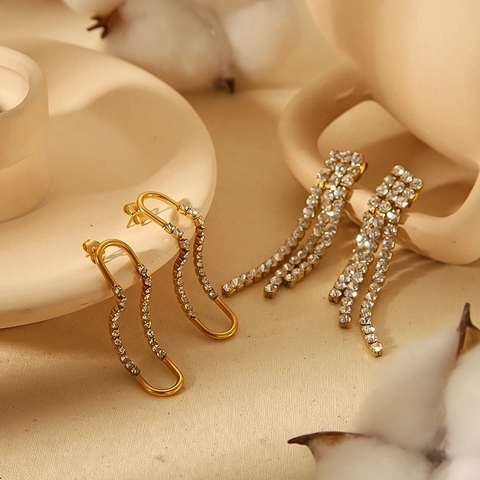 Elegante U-Vormige Kwastje Oorknopjes 18K Verguld Roestvrij Staal Glinsterende Zirconia Franje Sieraden Voor Dames