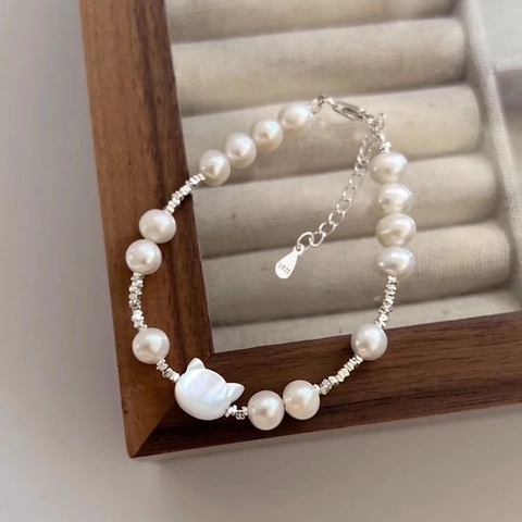 S925 Sterling Silver Freshwater Pearl Cat Bracelet Mother Of Pearl Charm Crushed Silver Style Sweet Gentle Jewelry For Women