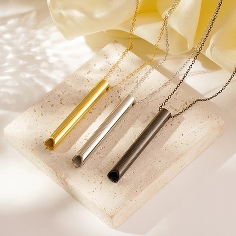 Collana Minimalista con Ciondolo a Fischietto Cilindrico in Acciaio Inossidabile Gioielli Geometrici Galvanizzati Unisex per Uomo Donna