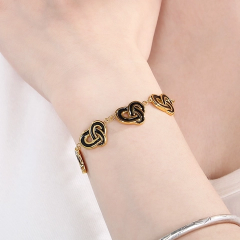 Retro Stainless Steel Heart Knot Bracelet With Black Enamel Toggle Clasp Vintage Style Jewelry For Women
