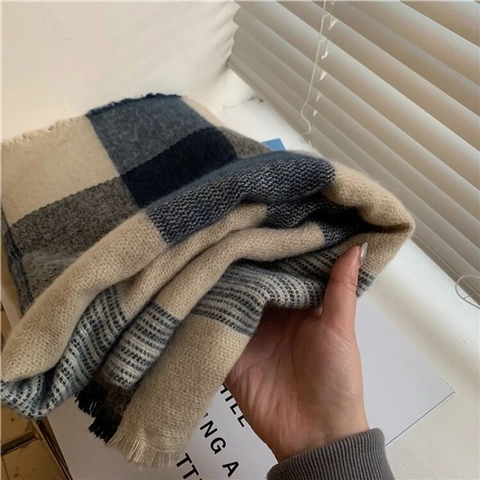 Sciarpa Scozzese Blu Per Donna Invernale Calda Effetto Cashmere Scialle Spesso Con Nappine Stile Britannico Classico