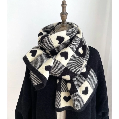 Heart Checkerboard Pattern Knitted Winter Scarf Warm Thick Soft Fashion Neck Warmer For Women Students