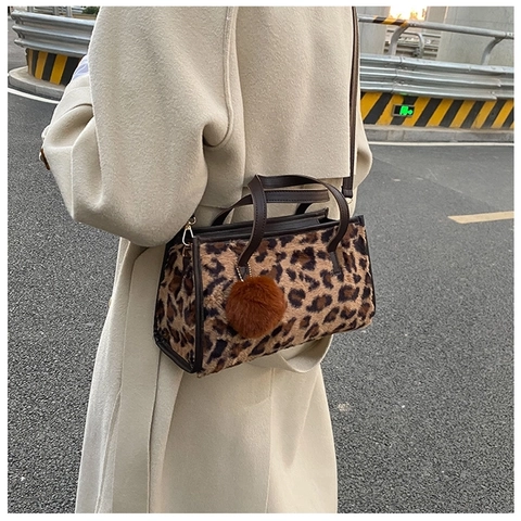 Damen Plüsch Umhängetasche Kunstpelz Handtasche Mit Leopardenmuster Und Karomuster Flauschiger Ballanhänger Herbst Winter