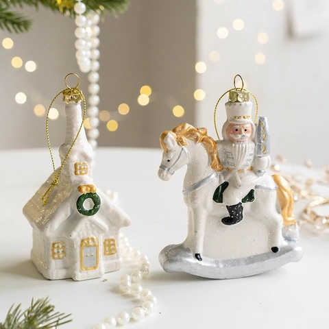 White And Gold Christmas Tree Hanging Ornaments Painted Plastic Festive Pendants For Holiday Party Decor Nordic Style