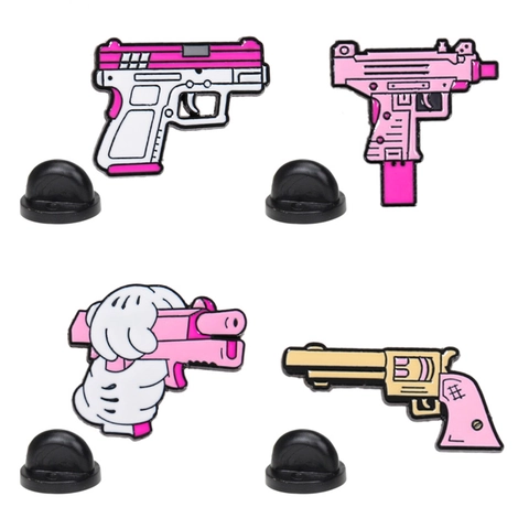 Broche En Émail En Forme De Pistolet Rose Dessin Animé Badge En Alliage Revolver Kawaii Accessoire Bijoux Pour Filles