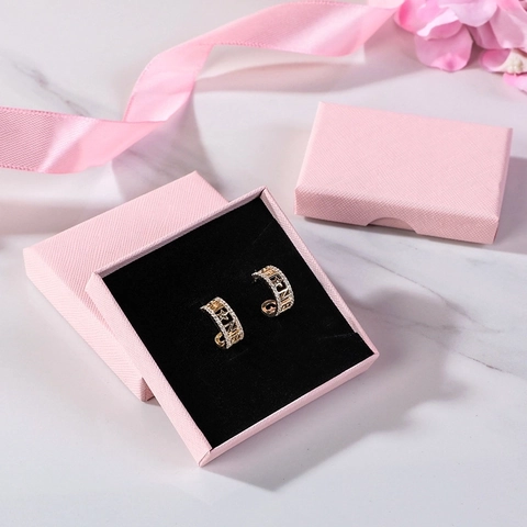 Jewelry Gift Box Textured Paperboard Square With Sponge Insert For Rings Earrings Necklaces Display Packaging Elegant Simple
