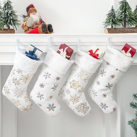 Christmas Stockings White Plush Non-Woven Gold Sequin Snowflake Bronzing Holiday Fireplace Hanging Decoration Gift Bag