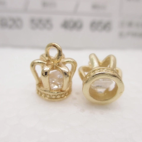 Pendentifs Couronne Élégants Cuivre Plaqué Or 14K Avec Zircon Pour La Fabrication De Bijoux DIY