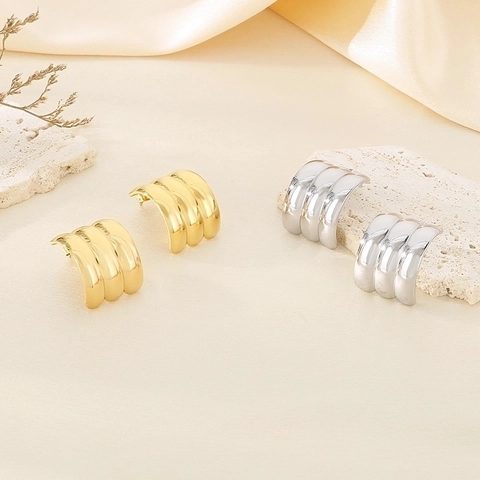 Boucles D'oreilles Créoles En Forme De C Pour Femmes Acier Inoxydable Plaqué Or 18K Triple Rangée Géométrique Minimaliste Bijoux