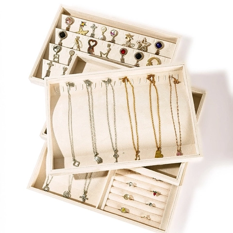 Samt Schmuck Display Tablett Organizer Stapelbar Creme Flanell Lagerung Für Halsketten Ringe Ohrringe Armbänder Zubehör