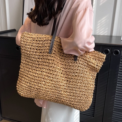 Große Kapazität Stroh Gewebte Tragetasche Damen Lässige Sommer Strand Schultertasche Mit Kontrast PU Leder Riemen