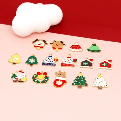 Kerstbedeltjes Hangers Zinklegering Emaille Kerstman Rendier Sneeuwpop Bel Boom Huis Voor DIY Sieraden Maken