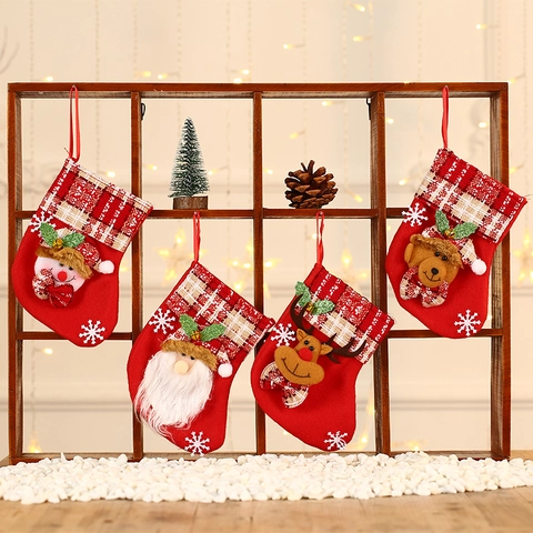 Calze Di Natale Tessuto Peluche 3D Cartone Animato Babbo Natale Pupazzo Di Neve Renna Orso Campana Quadri Fiocco Di Neve Decor
