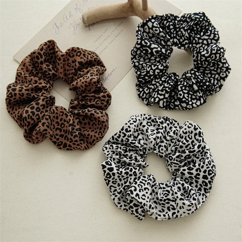 Leopard Print Haargummi Retro Stoff Scrunchies Elastische Pferdeschwanzhalter Elegante Minimalistische Styling Accessoires