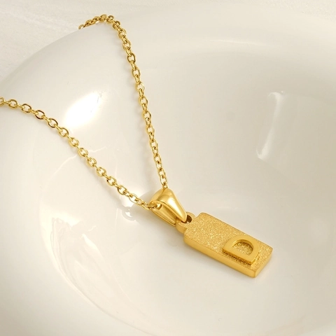 Collier Pendentif Lettre Initiale Carrée en Acier Inoxydable pour Femmes Hommes Plaqué Or Alphabet Capital A-Z