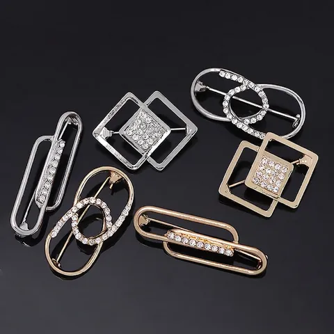 Geometric Alloy Brooch Rhinestone Inlaid Gold Silver Electroplated Anti-Exposure Safety Pin Brooches For Women Fashion Jewelry