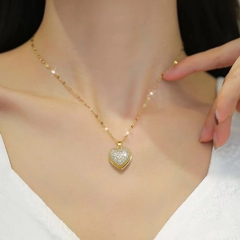 Collana Con Ciondolo Medaglione A Cuore Placcata Oro Acciaio Inossidabile Rame Zirconia Perla Artificial Gioielli Per Donna