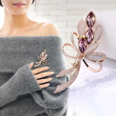 Elegante Spilla In Lega Con Strass E Künstliche Perle Per Donna Design Floreale Animale Decorazione Vestito Gioiello