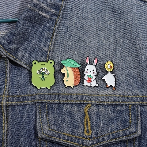 Lindo Broche De Esmalte De Animales De Dibujos Animados Aleación De Zinc Kawaii Rana Gato Corgi Abeja Joyería Para Ropa Bolsos