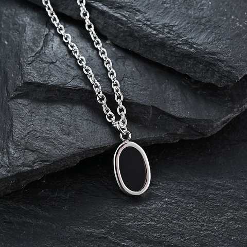 Collar de Pendiente Ovalado Negro de Acero Inoxidable Vintage para Hombres Mujeres Unisex Joyería Geométrica Minimalista Accesorio Religioso Regalo