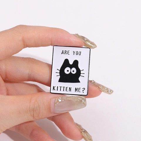Cute Cartoon Cat Alloy Enamel Brooch Funny English Letter Animal Pin Badge Individuality Clothing Decoration Jewelry Gift For Unisex