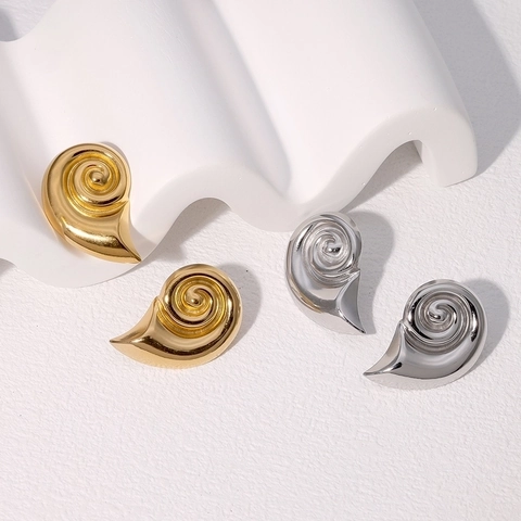Stainless Steel Conch Shell Spiral Stud Earrings 18K Gold Plated Nautilus Design Minimalist Jewelry For Women