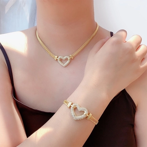Ensemble Collier Et Bracelet Avec Pendentif Coeur En Laiton Pour Femmes Bijoux Hip Hop Incrustés De Strass Or Argent