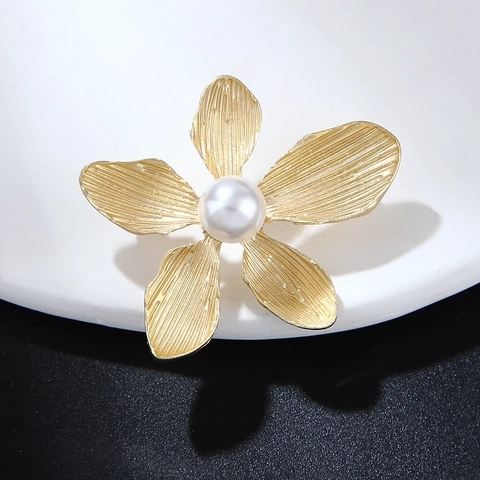 Spilla a Fiore di Camelia in Lega Vintage per Donna Elegante Spilla Oro Argento Opaco Con Perla Artificiale Gioielli