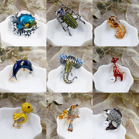 Cute Animal Brooches Enamel Alloy Pins With Rhinestone And Faux Artificial Pearl Vintage Style Decorative Jewelry For Women Girls