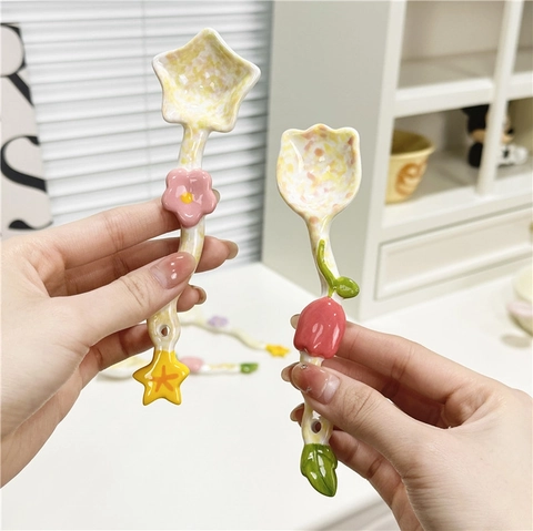 Süßer Keramik Löffel Stern Tulpe Blumenform Handbemalt Gefleckt Glasur Für Kaffee Nachtisch Suppe Neuheit