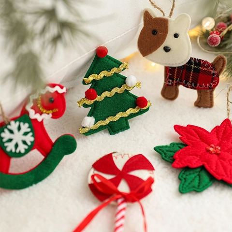 Ornamenti Natalizi Da Appendere Feltro Cucciolo Cavallo A Dondolo Fiore Albero Decorazioni Casa Stile Cartone Animato