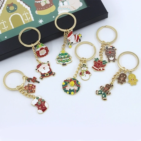 Porte-Clés De Noël Alliage De Zinc Émail Père Noël Bonhomme De Neige Renne Bonhomme De Pain D'Épices Pendentif Décor De Sac Cadeau