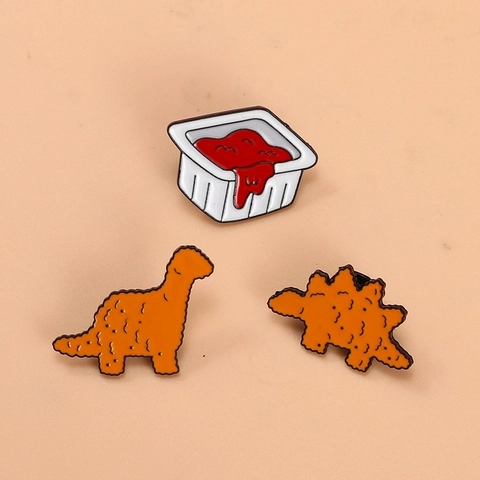 Carina Spilla In Smalto Con Pepita Di Pollo Dinosauro Cartone Animato Distintivo Pin In Lega Per Decorazione Zaino Vestiti