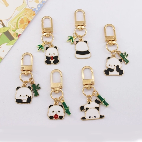 Simpatico Portachiavi a Forma di Panda Gigante Tesoro Nazionale In Lega di Zinco Smalto Pendente di Bambù per Zaino Regalo Decorativo