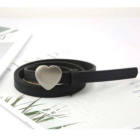 Cintura Sottile Nera da Donna Con Fibbia in Metallo a Forma di Cuore Semplice Regolabile in Pelle PU per Jeans Abiti