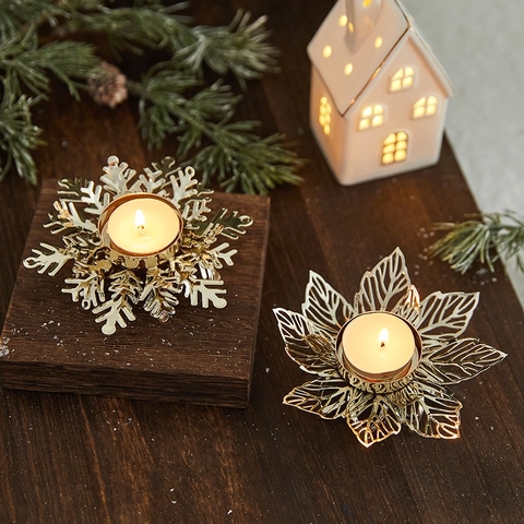 Gold Metal Tealight Candle Holder Hollow Snowflake Leaf Design Christmas Wedding Desktop Ornament Festive Home Decoration